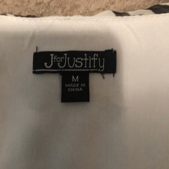 Sheer long sleeve Cream floral dress - Picture 2 of 2